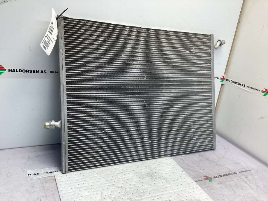 Radiator (automat gir) til Mercedes EQC 2019-->> (MERCEDES|A 099 500 36 00|)