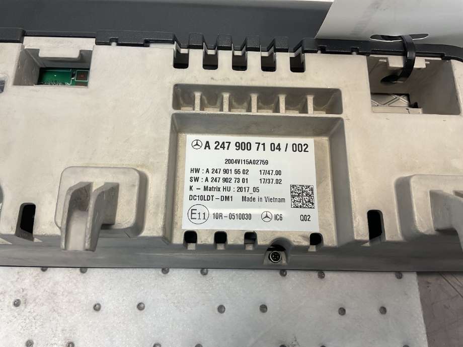 Instrument kjørecomputer til Mercedes EQC 2019-->>  (MERCEDES|A 247 900 71 04|)