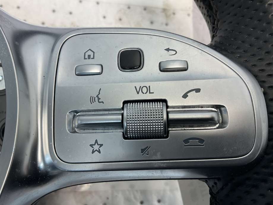 Ratt til Mercedes EQC 2019-->>  (MERCEDES|A 000 460 46 02|)