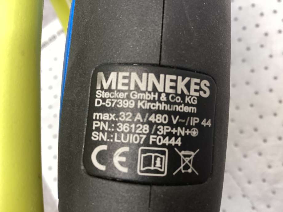 Batterilader kabel til Mercedes EQC 2019-->>  (MERCEDES|A 000 583 20 98|)