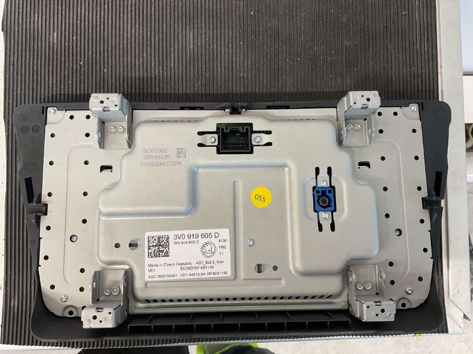 Instrument kjørecomputer til Škoda Superb 2015-->> (Type III)  (SKODA|3V0 919 605 D|)