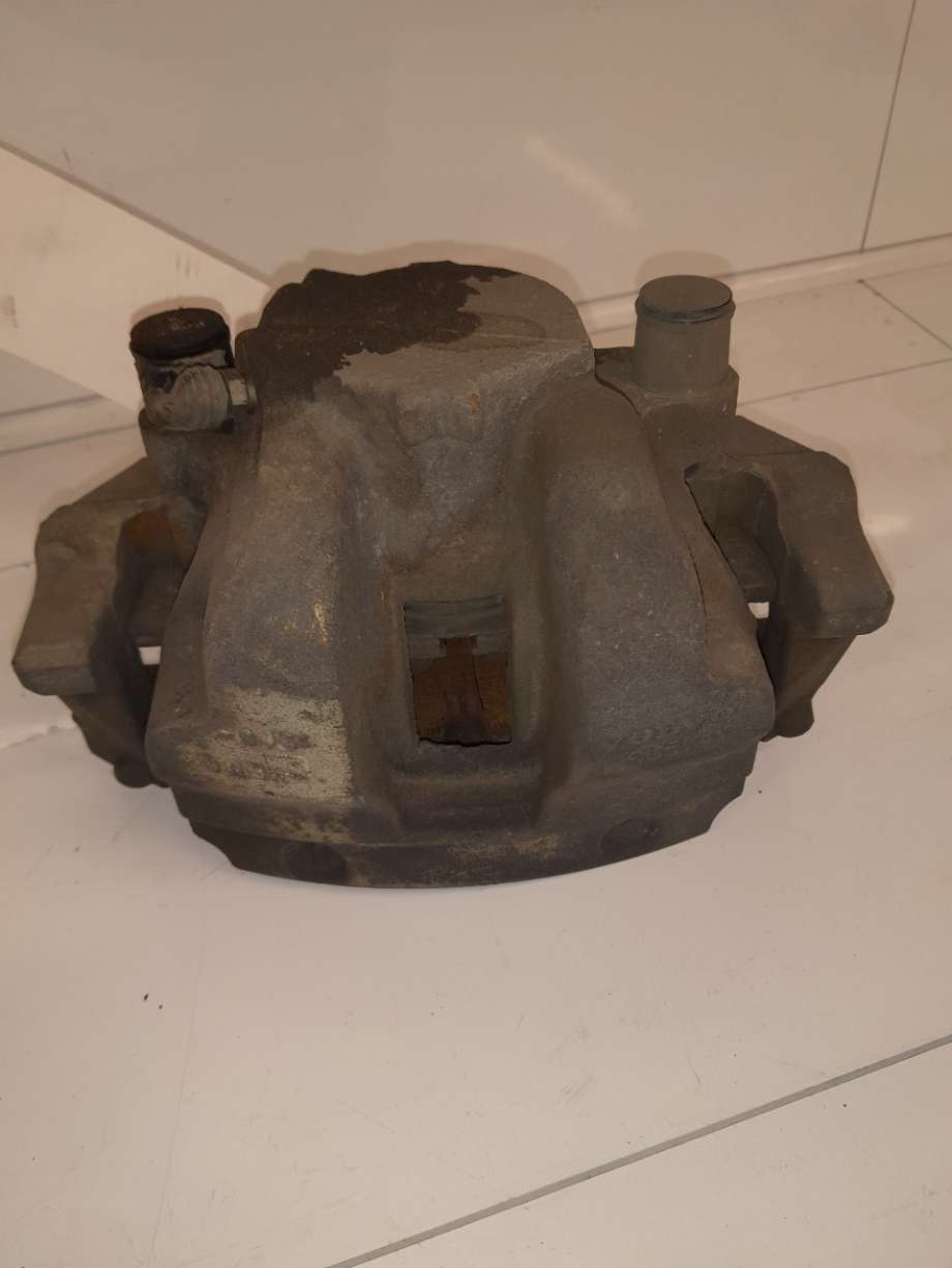 Bremsecaliper høyre foran til Volvo XC60 2017-->> (Type II)  (VOLVO|36003280|)