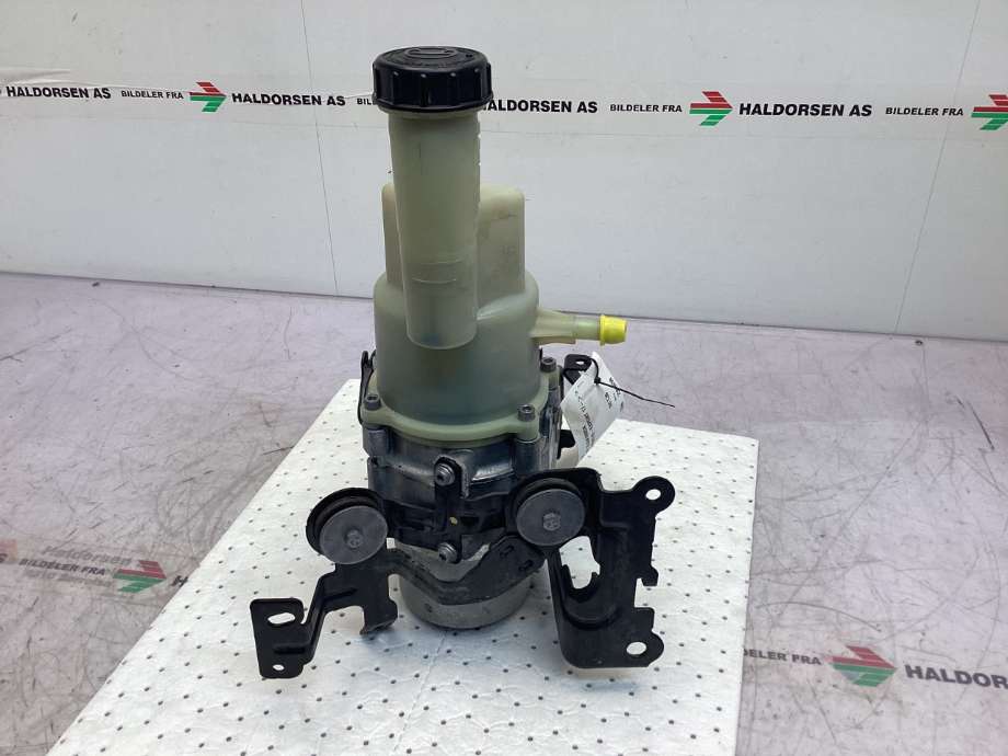 Servo pumpe elektrisk til Peugeot Expert 2016-->> (Type III)  (PEUGEOT|16 174 105 80|)