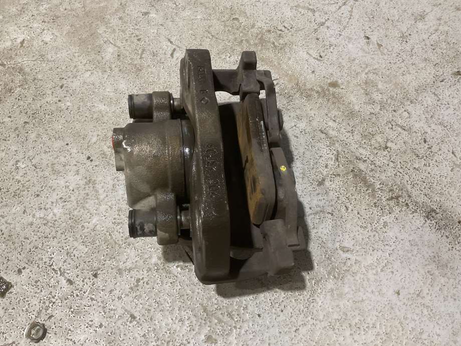 Bremsecaliper høyre foran til Peugeot Expert 2016-->> (Type III)  (PEUGEOT|16 132 601 80|)