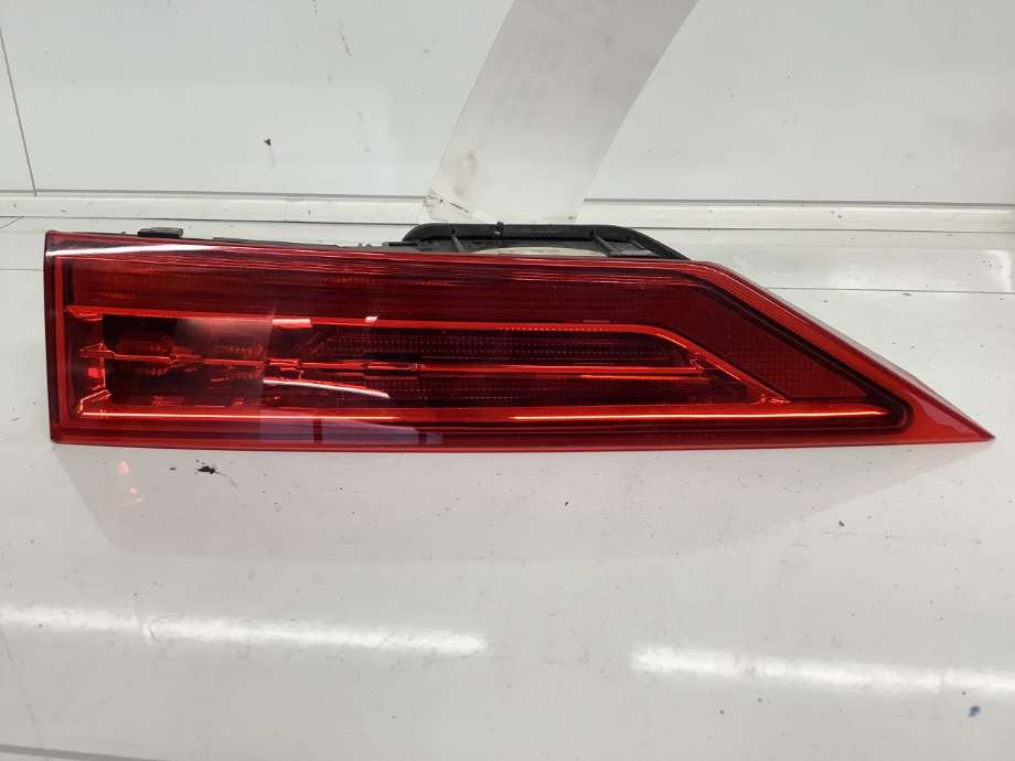 Baklykt venstre indre til Volvo XC60 2017-->> (Type II)  (VOLVO|31656673|)