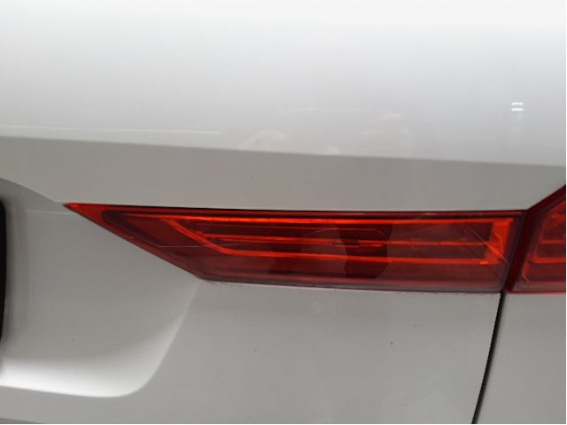 Baklykt høyre indre til Volvo XC60 2017-->> (Type II)  (VOLVO|31656674|)