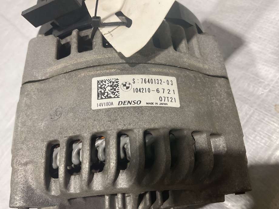 Dynamo til BMW 3-Serie 2012-2018 (F30/F31/F34) (F30/F31/F34) (BMW|12 31 7 640 875|)