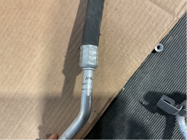 Aircondition rør til Peugeot Expert 2016-->> (Type III)  (PEUGEOT|98 316 658 80|)