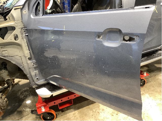 Dør venstre foran til Isuzu D-Max 2021-->> (Type III)  (ISUZU|8978209360|)