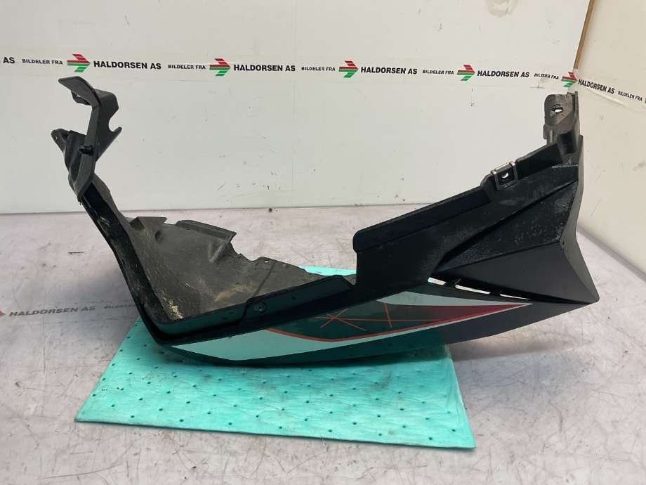 MC, Kåpe, venstre til Snøscooter Yamaha øvrige 0-->>  (SR Viper B-TX 153|)