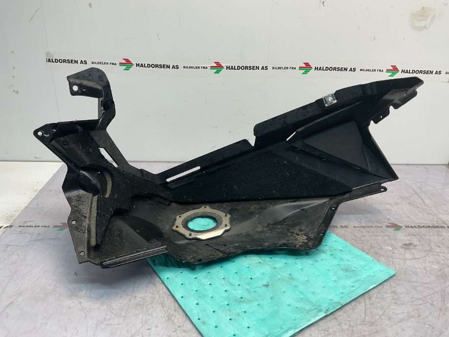 MC, Kåpe, høyre til Snøscooter Yamaha øvrige 0-->>  (SR Viper B-TX 153|)