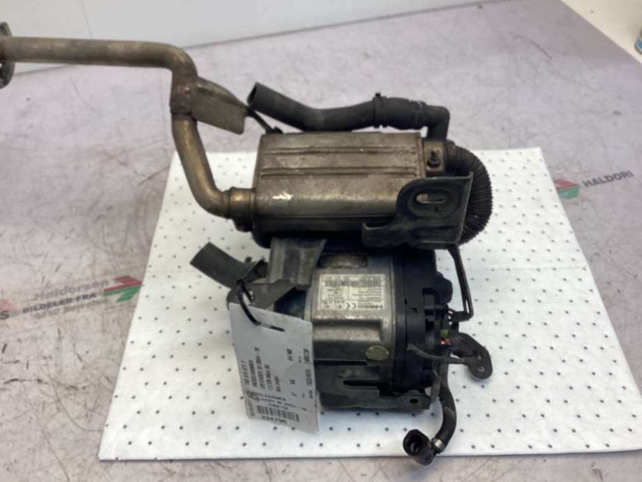 Dieselvarmer til VW Caddy 2004-2010 (Type III, Fase 1)  (VOLKSWAGEN|1K0 815 071 T|)