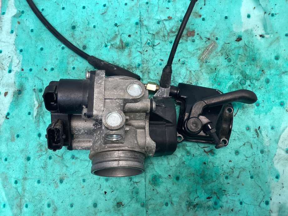 Spjeldhus til ATV ATV diverse merker 0-->>  (BRP CAN AM, 570|420685326|570|)