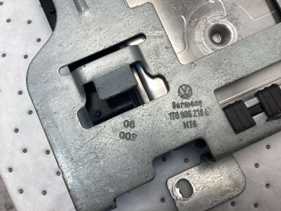 Styreenhet motor til VW Caddy 2004-2010 (Type III, Fase 1)  (VOLKSWAGEN|03G 906 021 PF|)