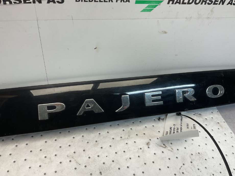 Lister til Mitsubishi Pajero 2016-2019 (Type IV, Fase 2)  (MITSUBISHI|6430A275XA|)
