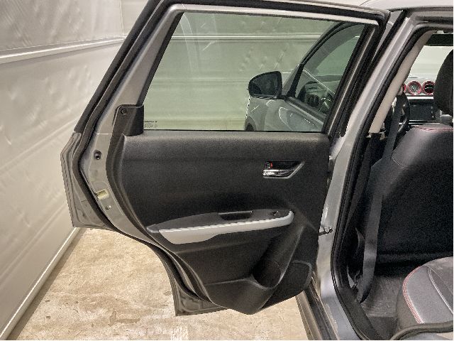 Dør venstre bak til Suzuki Vitara 2015-->> (Type IV)  (SUZUKI|68004-54P01-000|)