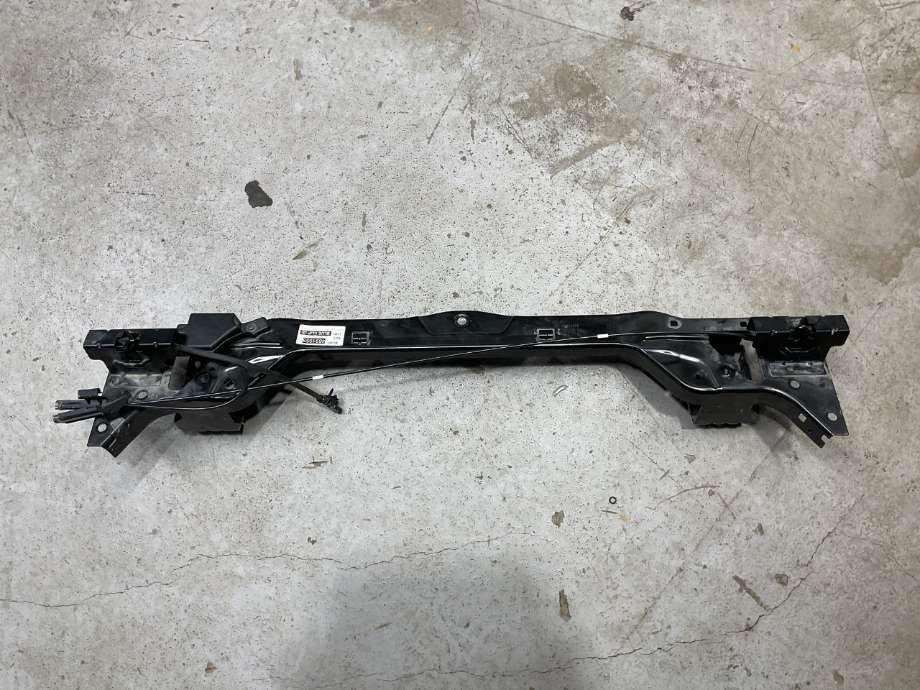 Frontplate øvre til Volvo XC40, 2018-2024  (VOLVO|32234565)