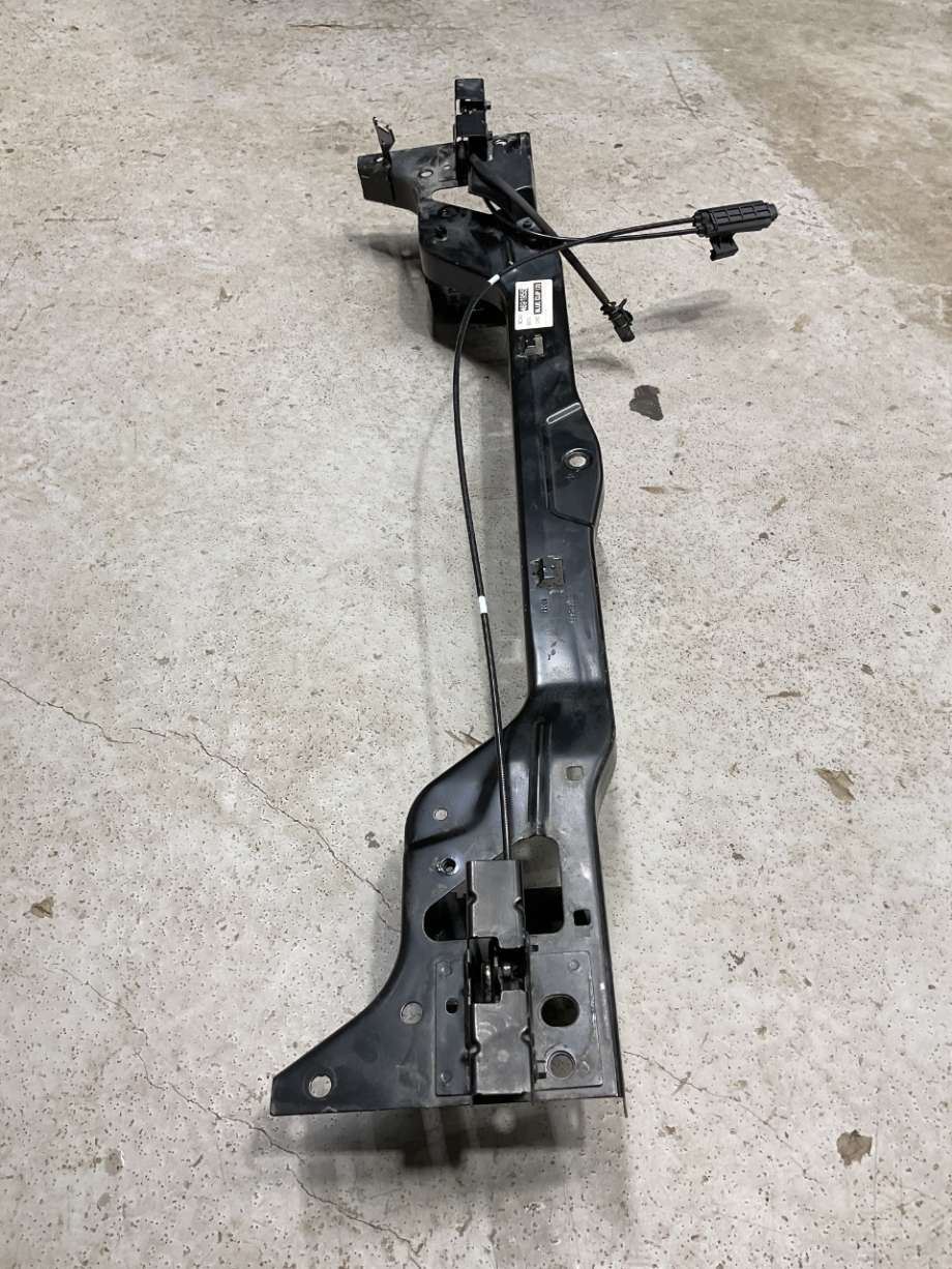 Frontplate øvre til Volvo XC40 2018-2024  (VOLVO|32234565|)