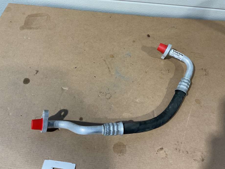 Aircondition rør til Volvo XC40, 2018-2024  (VOLVO|32226960)