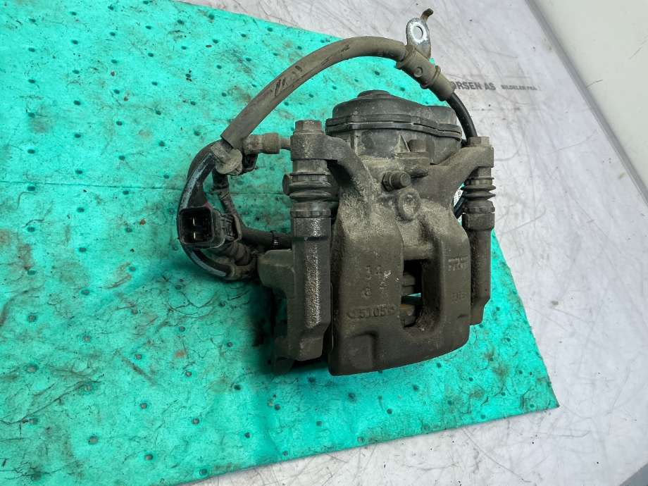 Bremsecaliper venstre bak til Honda HR-V 2015-2021 (Type II)  (HONDA|43019-T8M-G00|)