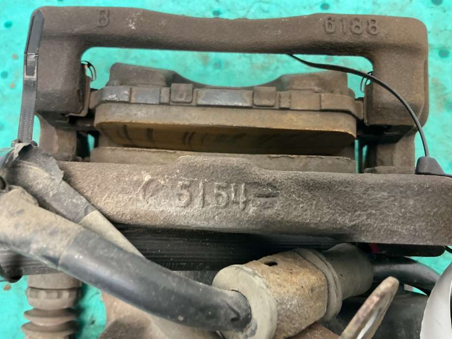 Bremsecaliper venstre bak til Honda HR-V 2015-2021 (Type II)  (HONDA|43019-T8M-G00|)
