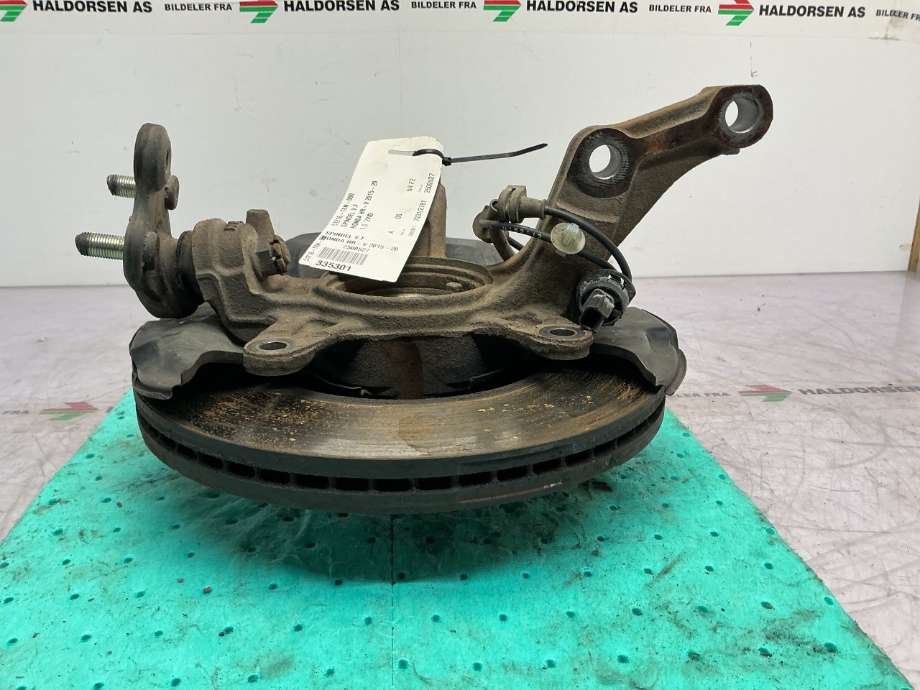 Hjulspindel venstre foran til Honda HR-V 2015-2021 (Type II)  (HONDA|51216-T8N-000|)
