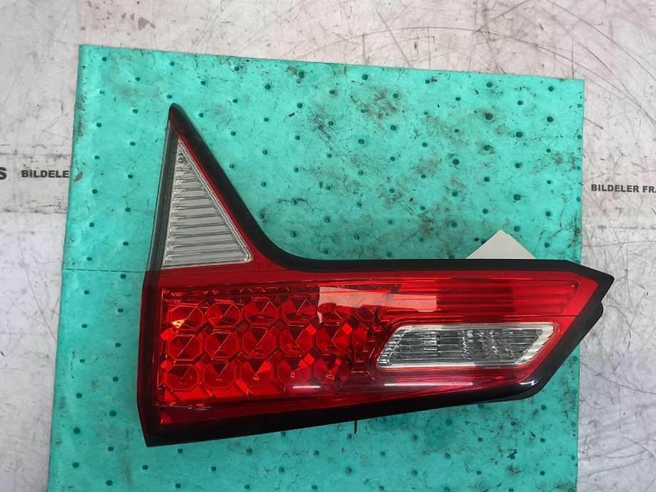 Baklykt høyre indre til Honda HR-V, 2015-2021 (Type II)  (HONDA|34150-T7S-A01)