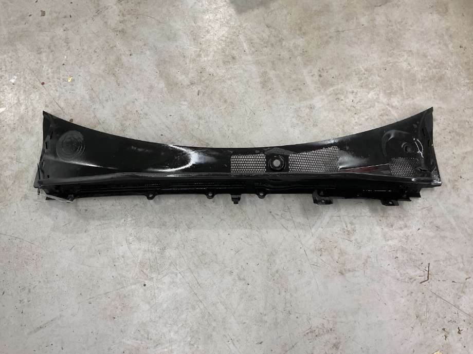 Deksel til Volvo XC40, 2018-2024  (VOLVO|32130464)