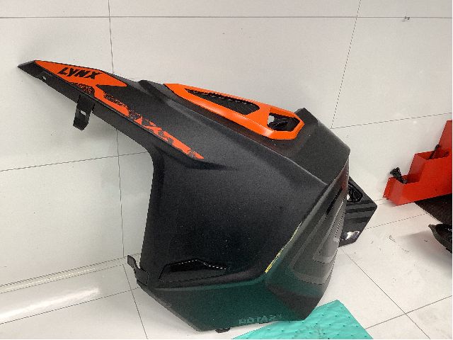 MC, Kåpe, venstre til Snøscooter Lynx øvrige 0-->>  (LYNX BOONDOCKER DS 3900 850 E|517306069|)