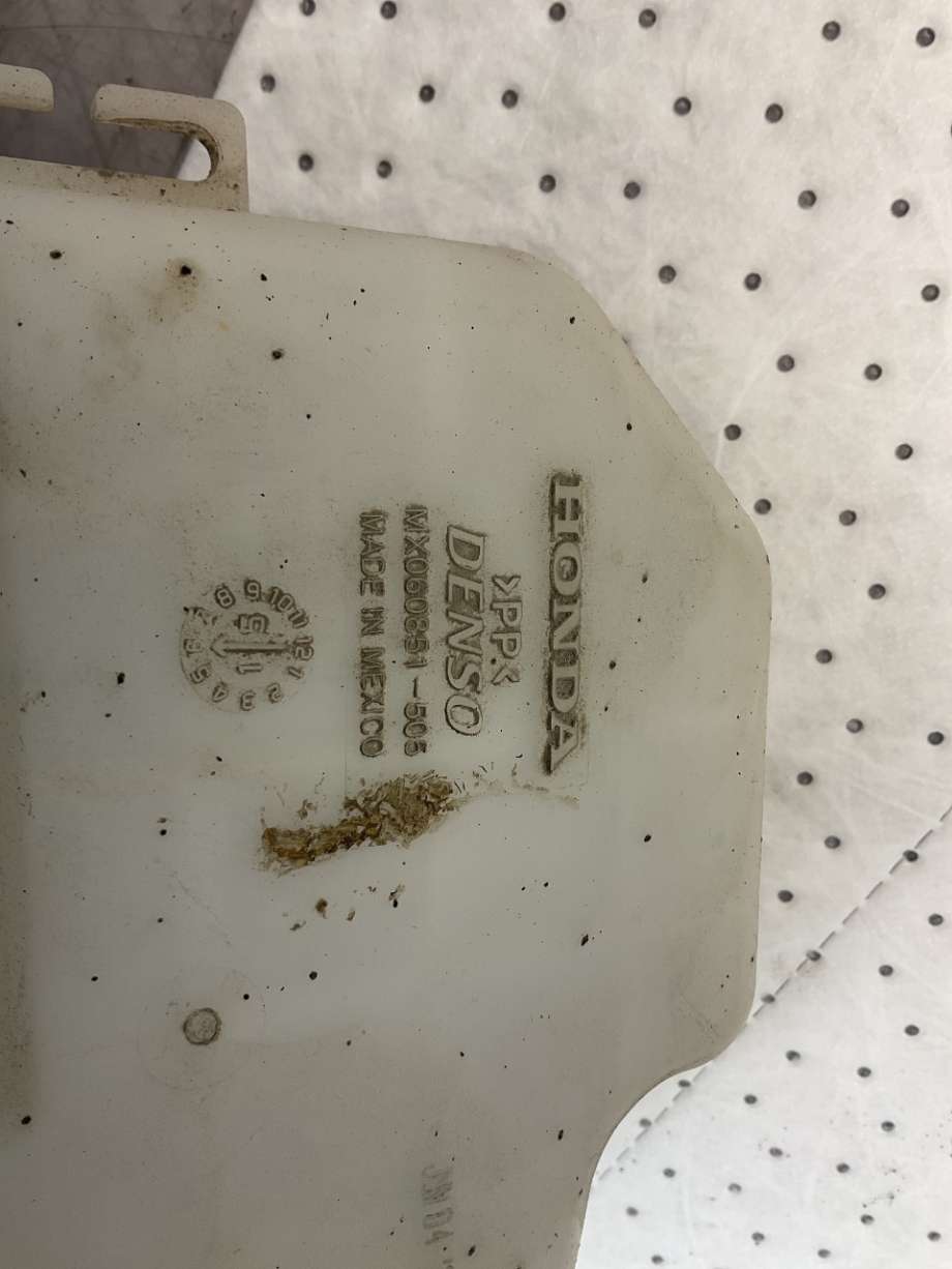 Spylertank til Honda HR-V 2015-2021 (Type II)  (HONDA|76841-T5R-A01|)