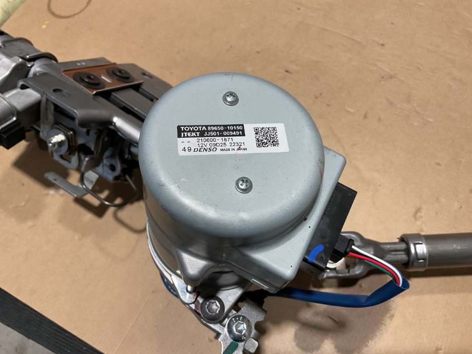 Rattaksel elektrisk servo til Toyota C-HR 2016-->>  (TOYOTA|4520AF4030|)