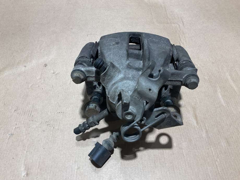 Bremsecaliper venstre bak til VW Transporter / Caravelle 2019-->> (T6.1) (T6.1) (VOLKSWAGEN|7H0 615 423 A|7H0 615 425 A|)
