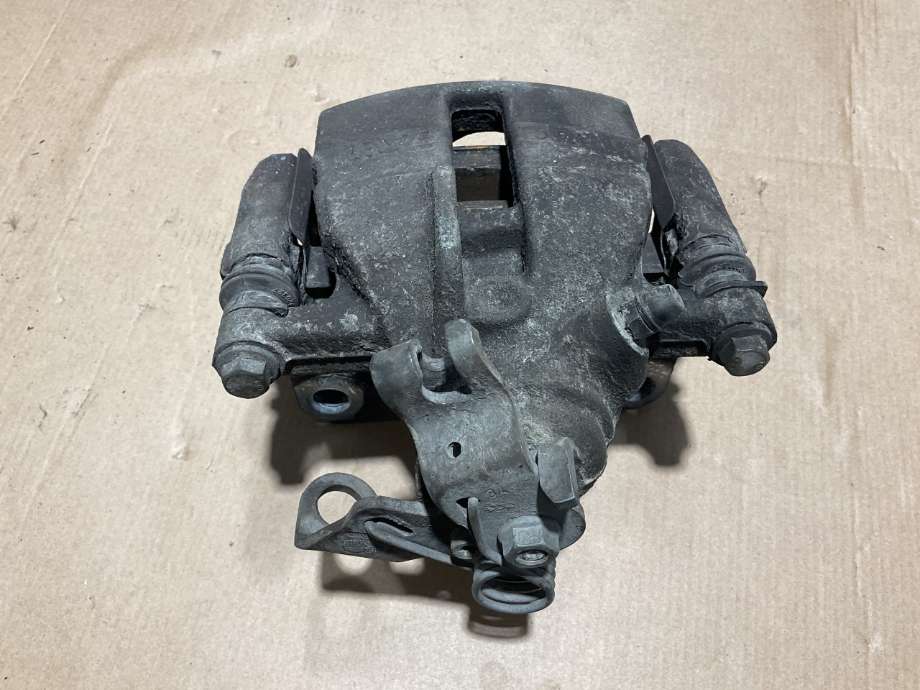 Bremsecaliper høyre bak til VW Transporter / Caravelle 2019-->> (T6.1) (T6.1) (VOLKSWAGEN|7H0 615 424 A|7H0 615 425 A|)