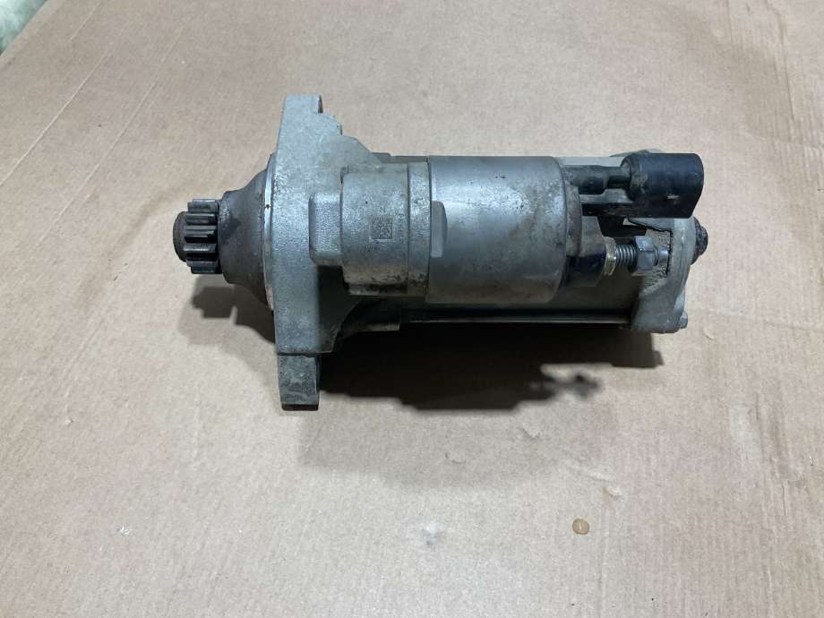 Starter diesel til VW Transporter / Caravelle, 2019-->> (T6.1) (T6.1) (VOLKSWAGEN|02E 911 022 C)
