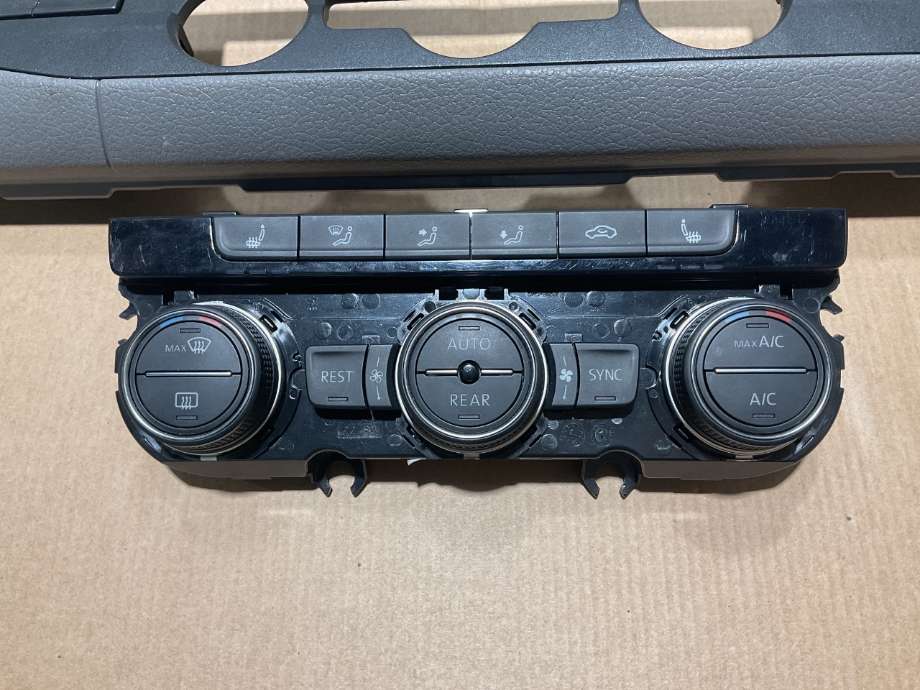 Varmeapparat betjening til VW Transporter / Caravelle, 2019-->> (T6.1) (T6.1) (VOLKSWAGEN|7LA 907 040 A)