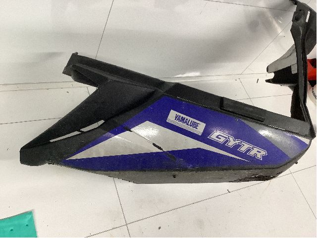 MC, Kåpe, høyre til Snøscooter Yamaha øvrige 0-->>  (YAMAHA SIDEWING M150370-MOT|8KC-K8140-50-00|)