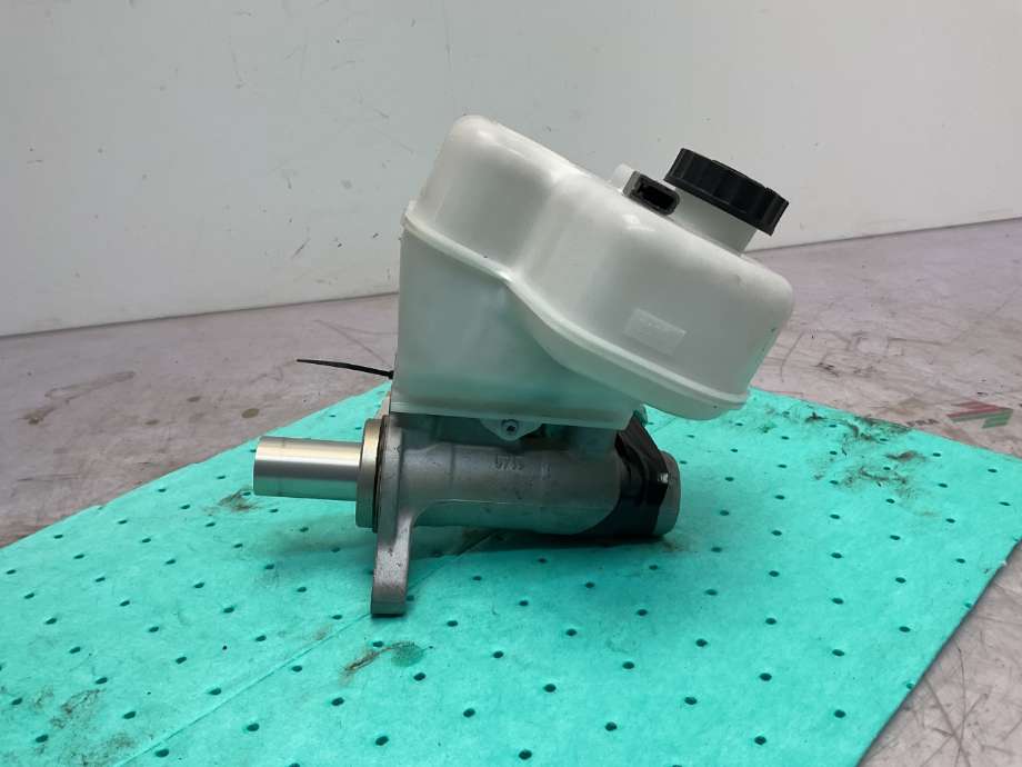 Bremsepumpe hoved til Ford Ranger / Ranger Raptor 2022-->> (FORD|EB3C-2004-BB|)