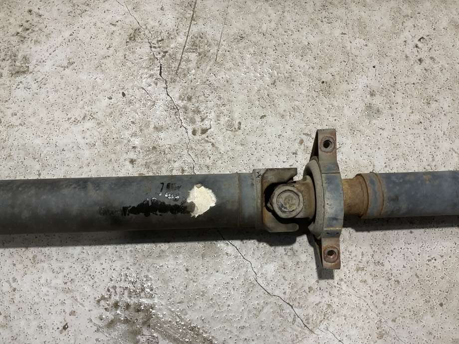 Mellomaksel til Volvo XC60 2008-2013 (Type I, Fase 1)  (VOLVO|32249787|)