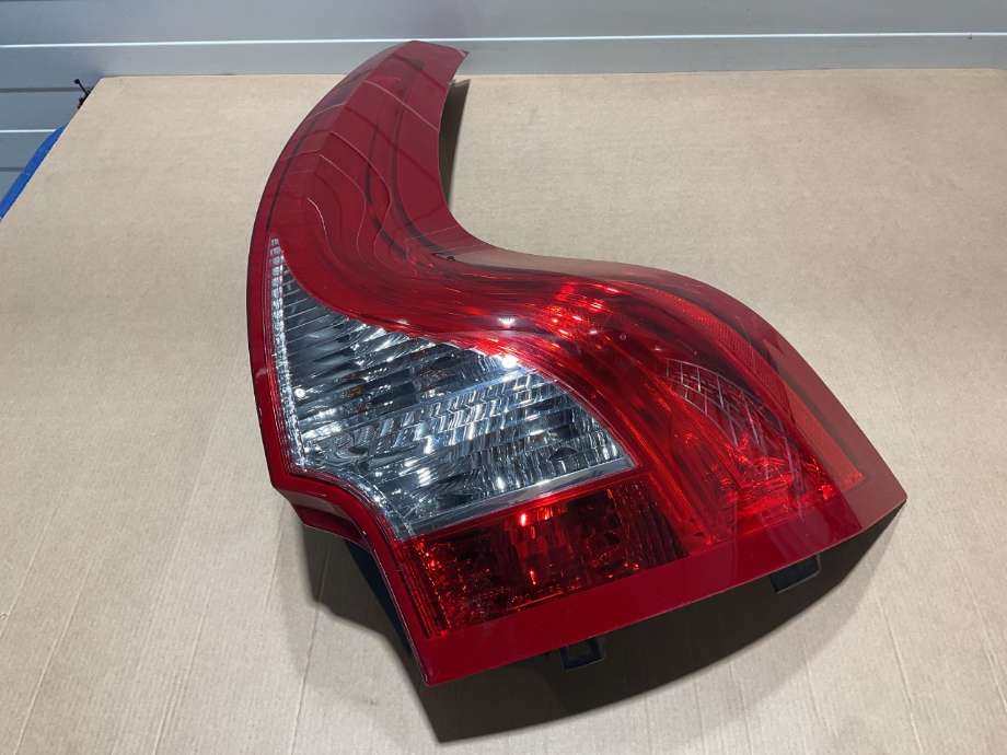 Baklykt høyre til Volvo XC60 2008-2013 (Type I, Fase 1)  (VOLVO|31323035|)