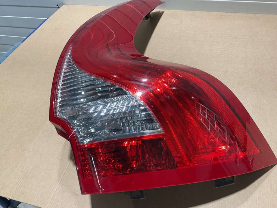 Baklykt høyre til Volvo XC60 2008-2013 (Type I, Fase 1)  (VOLVO|31323035|)