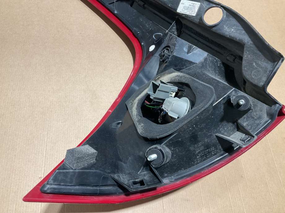 Baklykt høyre til Volvo XC60 2008-2013 (Type I, Fase 1)  (VOLVO|31323035|)