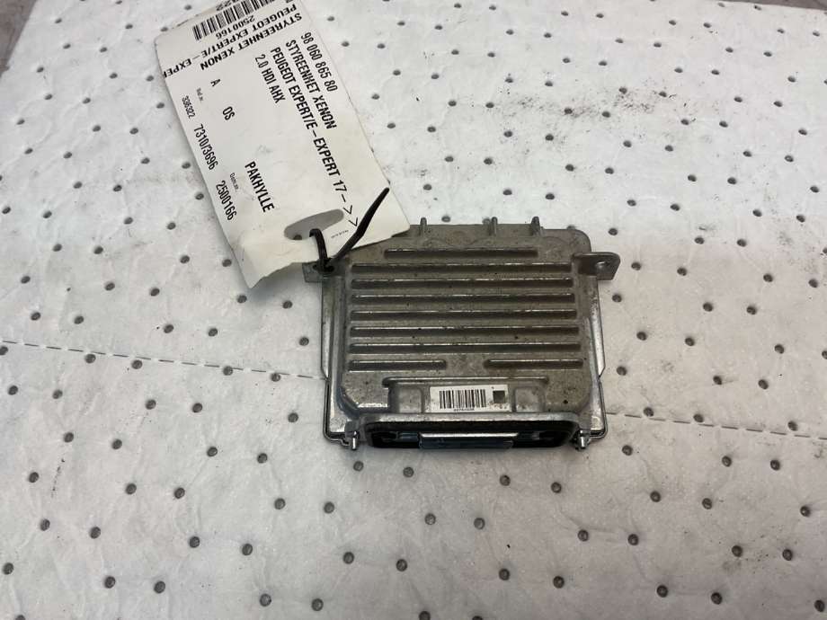Styreenhet xenon/ballast til Peugeot Expert, 2016-->> (Type III)  (PEUGEOT|98 060 865 80)
