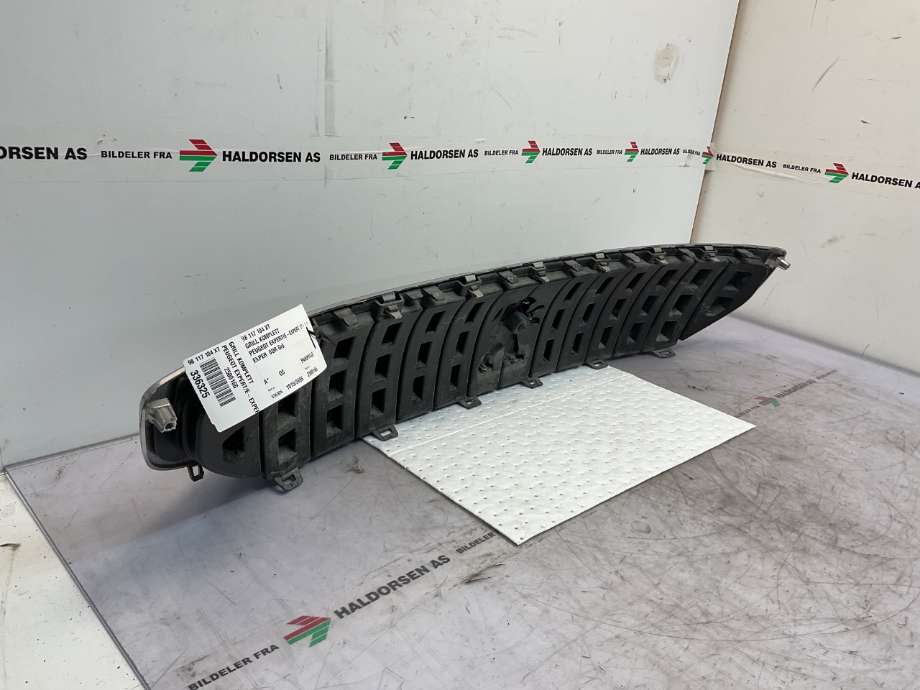 Grill til Peugeot Expert 2016-->> (Type III)  (PEUGEOT|98 117 104 XT|)