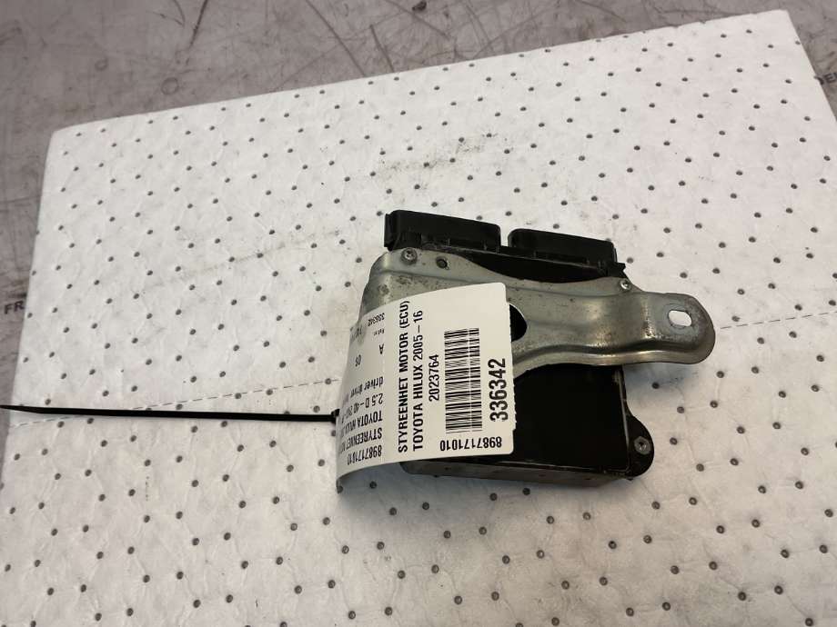 Styreenhet motor til Toyota Hilux 2006-2011  (TOYOTA|8987171010|)