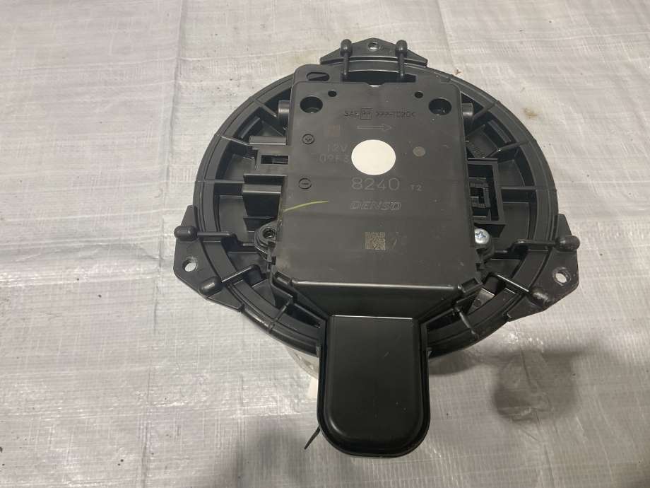 Varmeapparat motor til Suzuki Across 2020-->>  (SUZUKI|T8710-34212-000|)
