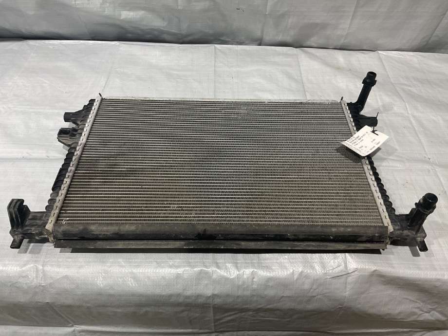 Radiator (automat gir) til VW e-Golf 2017-2020 (Fase 2) (VOLKSWAGEN|5Q0 121 251 GC|650X322|)
