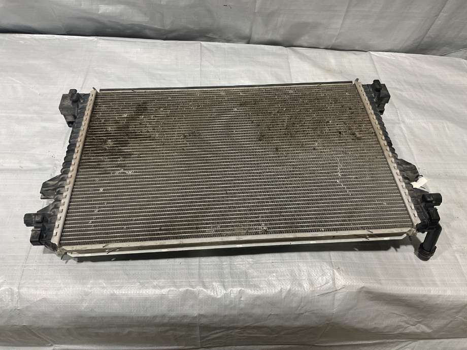 Radiator (automat gir) til VW e-Golf 2017-2020 (Fase 2) (VOLKSWAGEN|5Q0 121 251 GC|650X322|)