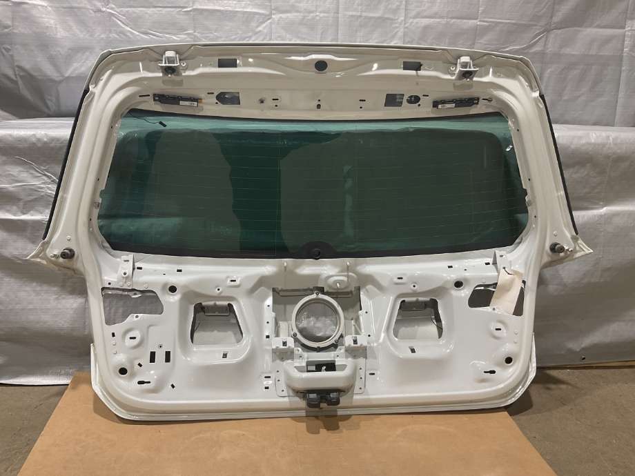 Bakluke til VW e-Golf 2017-2020 (Fase 2)  (VOLKSWAGEN|5G6 827 025 K|)