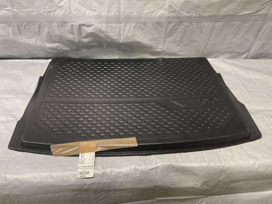 Bagasjerom teppe/gulvplate til VW e-Golf 2017-2020 (Fase 2)  (VOLKSWAGEN|5G0 061 161|)