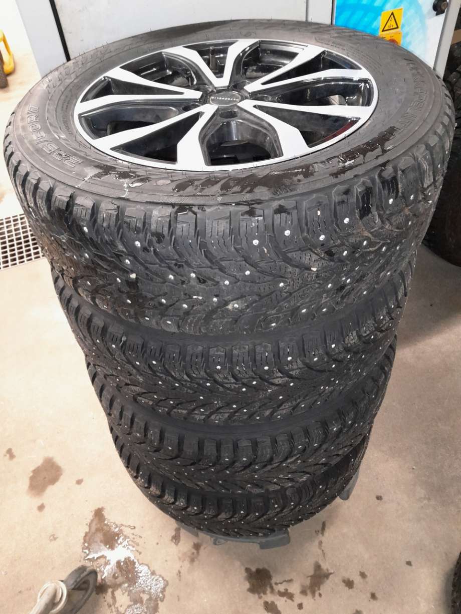 Felgsett aluminium til Subaru Forester 2019-->> (Type V)  (SUBARU|5;5X115 ET 48 NAV 5|225/60R17 103T|)